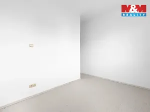 Prodej bytu 2+1, Petrovice, 58 m2