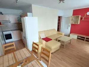 Pronájem bytu 2+kk, Praha - Košíře, Kvapilova, 46 m2