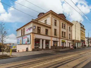 Prodej obchodního prostoru, Liberec - Liberec III-Jeřáb, 1. máje, 232 m2