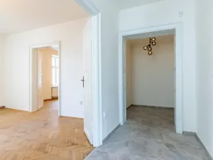 Prodej bytu 2+1, Liberec - Liberec III-Jeřáb, 1. máje, 80 m2