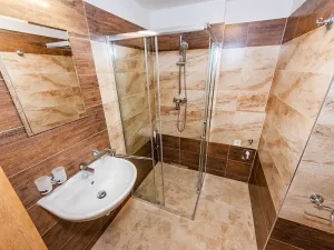 Pronájem bytu 1+kk, Praha - Hlubočepy, Fabiánové, 34 m2