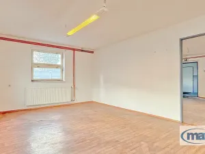 Pronájem skladu, Moravany, 533 m2