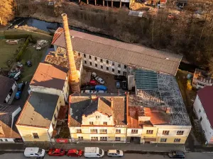 Prodej výrobních prostor, Kolinec, 2640 m2