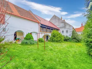 Prodej činžovního domu, Husinec, Jeronýmova, 400 m2