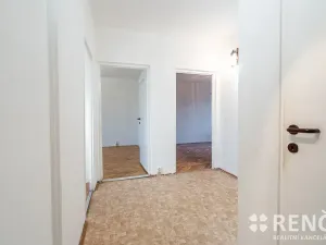 Prodej bytu 2+1, Mokrá-Horákov, 62 m2