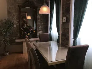 Pronájem bytu 3+kk, Teplice, U zámku, 100 m2