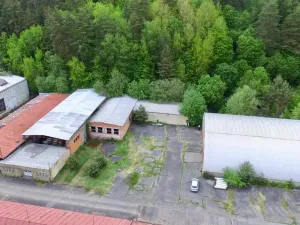 Prodej výrobních prostor, Skryje, 3000 m2