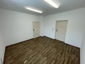 Pronájem kanceláře, Praha - Horní Počernice, Bystrá, 36 m2