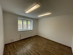 Pronájem kanceláře, Praha - Horní Počernice, Bystrá, 36 m2