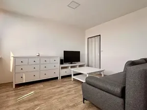 Pronájem bytu 1+1, Uherský Brod, nám. 1. máje, 29 m2