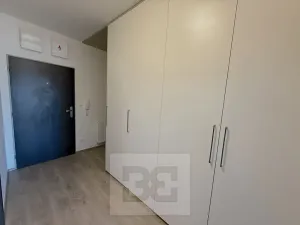 Pronájem bytu 2+kk, České Budějovice, Husova tř., 53 m2