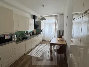 Pronájem bytu 3+1, Praha - Holešovice, Jankovcova, 103 m2