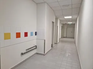 Pronájem obchodního prostoru, Šlapanice, Nádražní, 68 m2