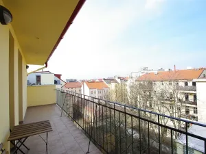 Pronájem bytu 3+1, Praha - Vinohrady, Máchova, 100 m2