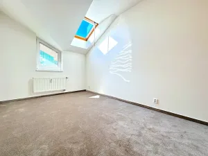 Prodej bytu 2+kk, Praha, 56 m2