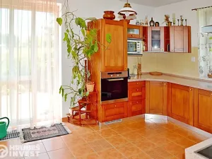 Prodej rodinného domu, Horní Jelení, Dvorská, 380 m2