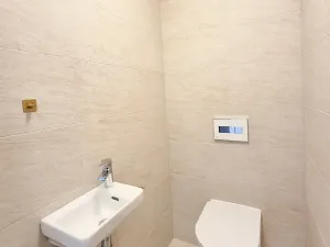 Pronájem bytu 2+kk, Praha - Karlín, Za Karlínským přístavem, 65 m2