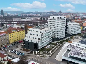 Pronájem bytu 3+kk, Brno, Komárovská, 64 m2