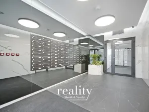 Pronájem bytu 3+kk, Brno, Komárovská, 64 m2