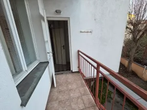 Pronájem bytu 1+1, Hradec Králové, Pospíšilova, 48 m2