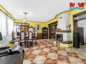 Prodej atypického bytu, Březová, Smetanova, 177 m2