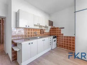 Prodej bytu 3+1, Praha - Libeň, Na Slovance, 77 m2