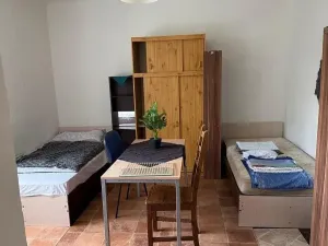 Pronájem pokoje, Praha - Uhříněves, Ke kříži, 24 m2