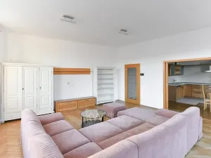 Pronájem bytu 3+kk, Praha - Smíchov, Štefánikova, 121 m2