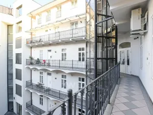 Pronájem bytu 3+kk, Praha - Smíchov, Štefánikova, 121 m2