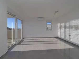 Prodej bytu 3+kk, Tribunj, Chorvatsko, 75 m2