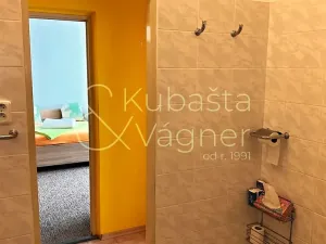Pronájem bytu 1+1, Chrudim, Husova, 37 m2