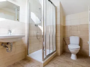 Pronájem bytu 3+kk, Praha, Podbělohorská, 105 m2