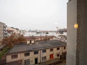 Pronájem bytu 2+kk, Praha - Holešovice, Argentinská, 43 m2