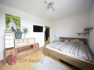 Prodej bytu 3+kk, Jesenice, V Roháči I., 74 m2