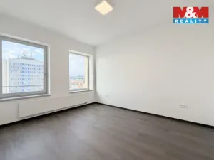 Pronájem bytu 2+kk, Zlín, Lorencova, 59 m2