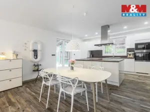 Prodej rodinného domu, Bořanovice, V sazenicích, 285 m2