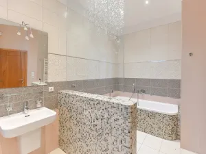 Pronájem bytu 3+1, Praha - Smíchov, Štefánikova, 121 m2