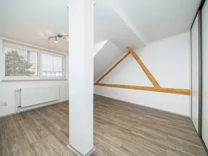 Prodej bytu 3+1, Olomouc, Chválkovická, 92 m2