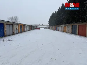 Pronájem garáže, Pardubice, 43 m2
