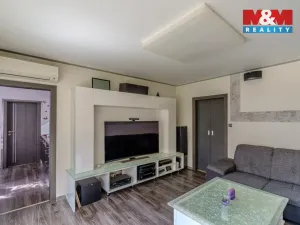 Prodej bytu 3+1, Orlová - Lutyně, Karla Dvořáčka, 67 m2