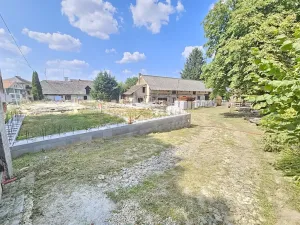 Prodej pozemku pro bydlení, Slatina, 5474 m2