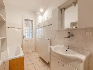 Pronájem bytu 2+1, Teplice, Čs. dobrovolců, 84 m2