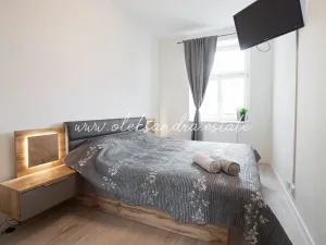 Pronájem bytu 2+kk, Praha - Lahovice, Strakonická, 38 m2