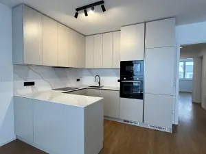Pronájem bytu 3+kk, České Budějovice, Šroubárenská, 63 m2