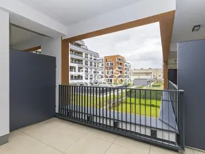 Pronájem bytu 2+kk, Praha - Hloubětín, Poděbradská, 60 m2