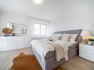 Prodej bytu 2+1, Holubice, 55 m2