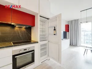 Prodej bytu 1+kk, Plzeň, Františka Kováříka, 32 m2