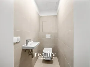 Prodej bytu 3+kk, Znojmo, Jarošova, 76 m2