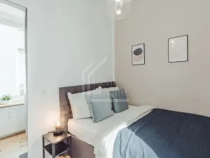 Pronájem bytu 3+kk, Praha, Pernerova, 85 m2