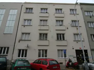 Pronájem bytu 1+kk, Praha - Nusle, Žateckých, 29 m2